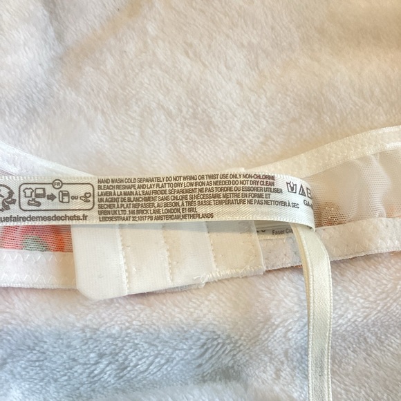 Anthropologie Floral Embroidered Underwire Bra Large Ivory - Picture 13 of 13